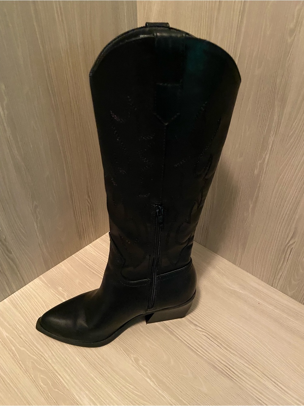 Tall Black Heeled Western Boots with Pointed Toe - Picture 3 of 8